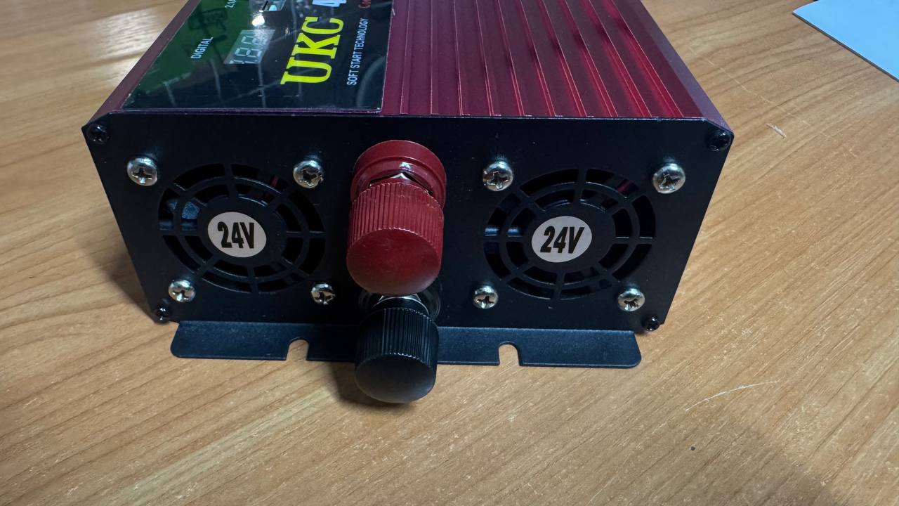 Перетворювач, Інвертор UKC SOLAR TSL-4000W (24V → 220V) — 4